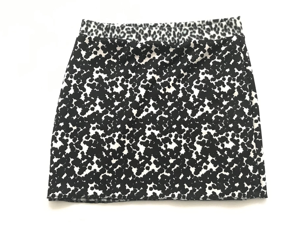 Warmers for Bums- Black & White w/ Leopard