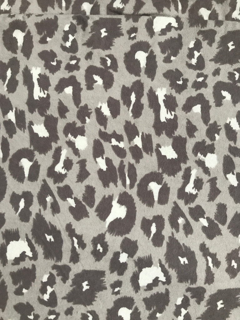 Unisex Flannel SHORTS - Grey Leopard
