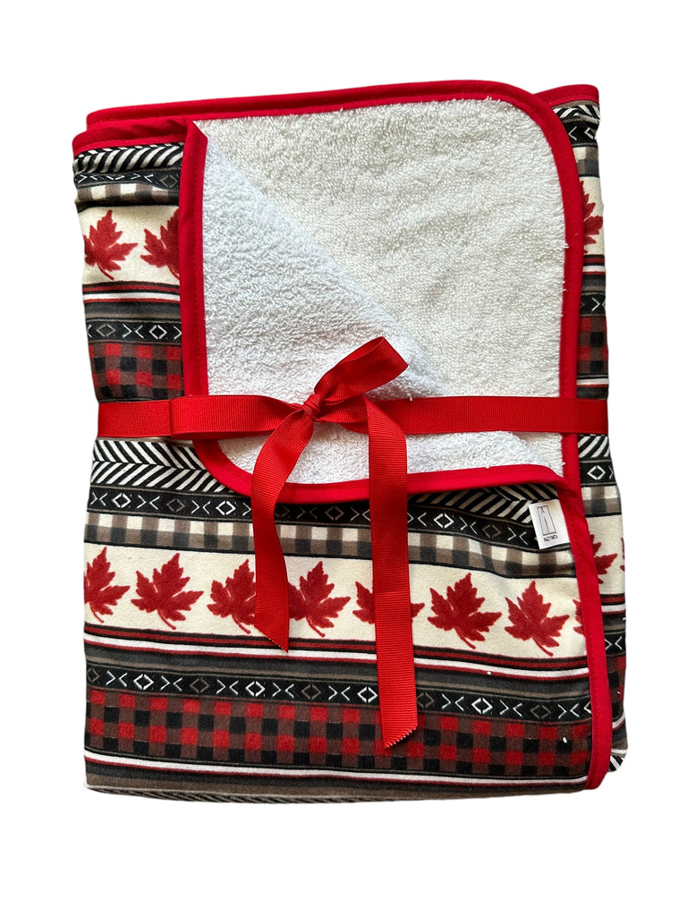 Hooded Towel - Canadian Stripe