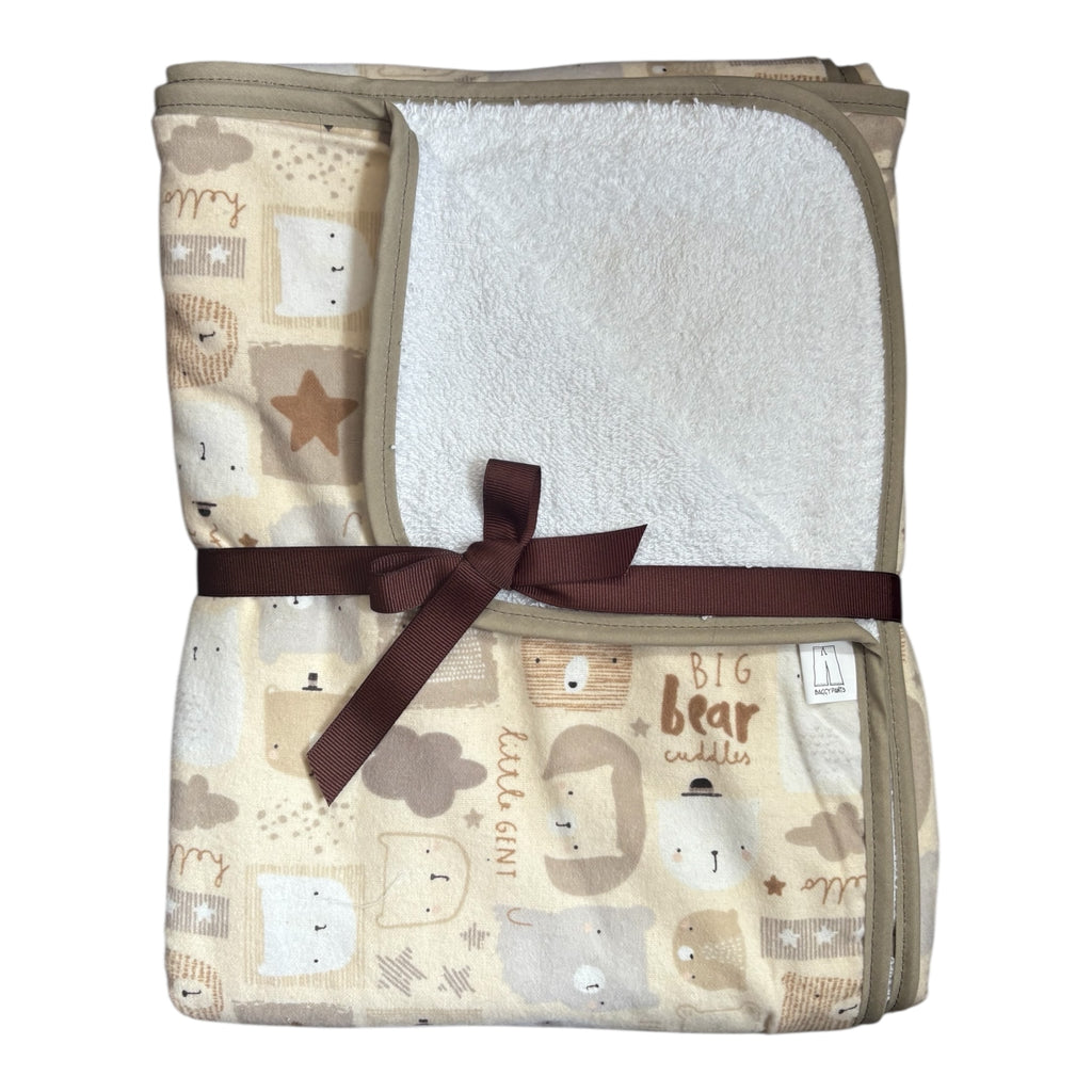 Hooded Towel - Cuddly Bears