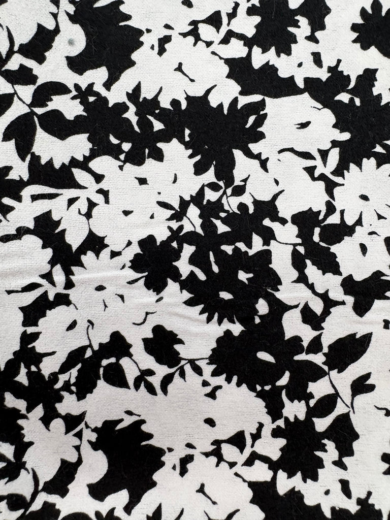 CAPRI Flannel Cotton - Black & White Floral Design