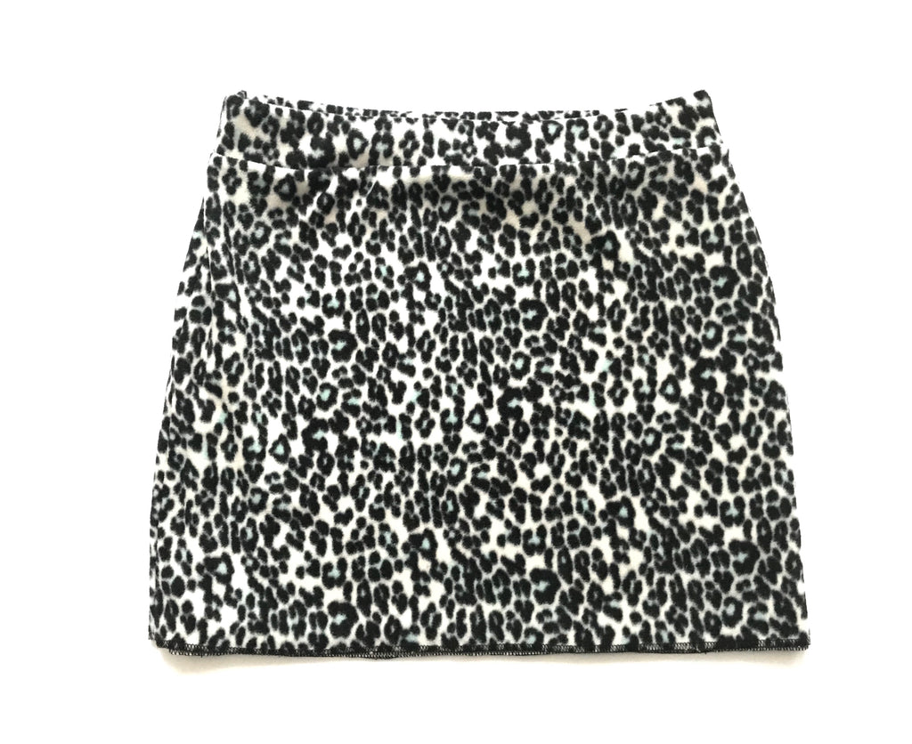 Warmers for Bums- Black & White w/ Leopard